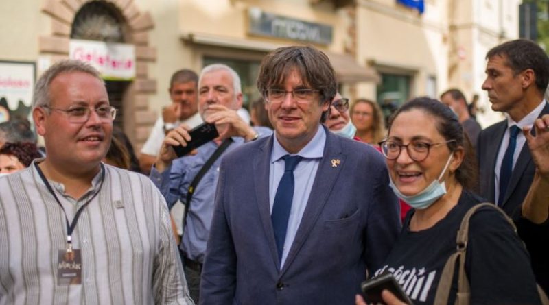 Cerdeña deja libre a Puigdemont