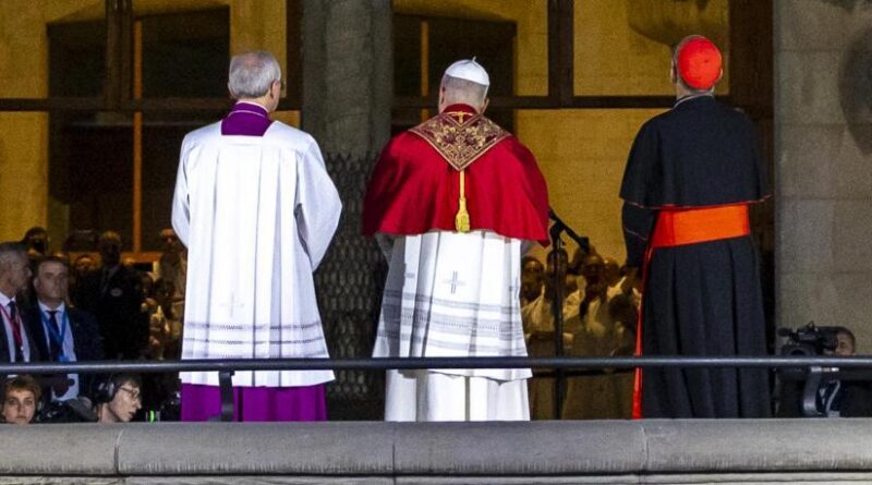 Estado español: Gira del Papa con máscara “pastoral”