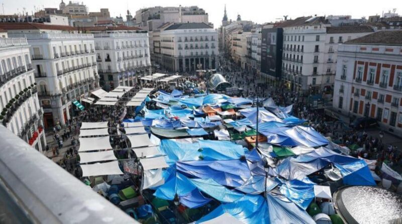 Un decreto partido al medio, por “Puertas del Sol” en todo el Estado